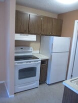 Building Photo - 1717 Dixon Blvd