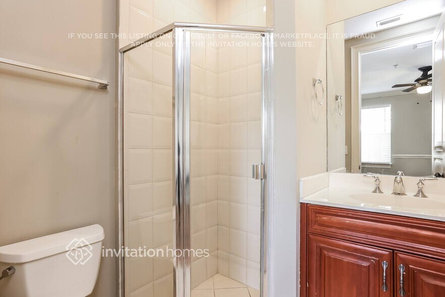 Building Photo - 1018 E Heritage Club Cir