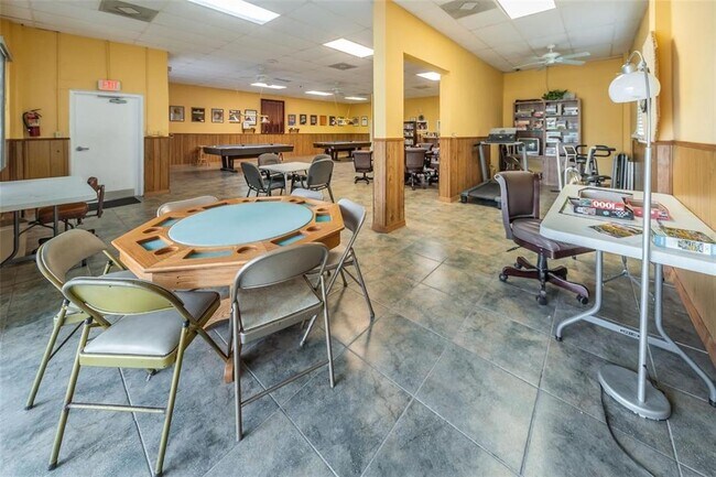 Building Photo - 4345 Tahitian Gardens Cir