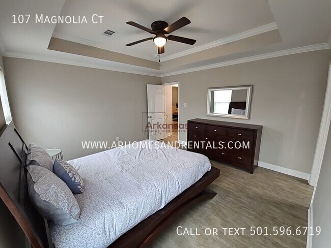 Building Photo - 107 Magnolia Ct