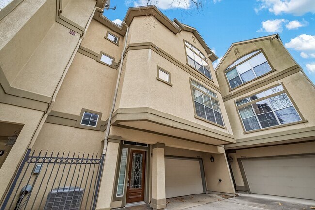 Building Photo - 5111 Inker St