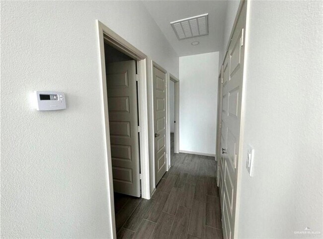 Building Photo - 13 N 58th St