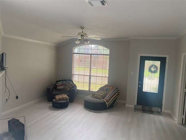 Building Photo - 15330 Geral Ln