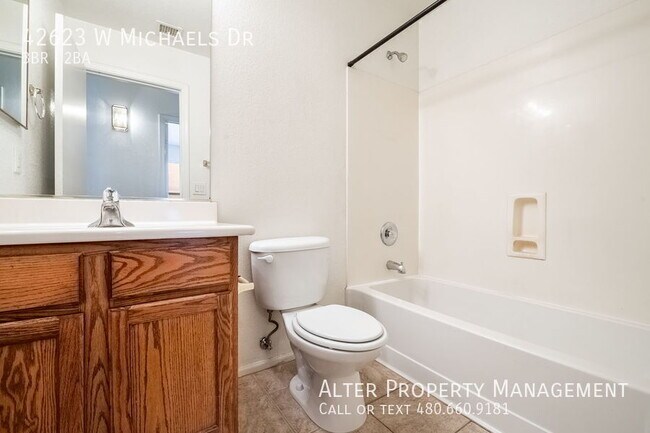 Building Photo - 42623 W Michaels Dr