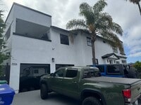 Building Photo - 7005 La Jolla Blvd