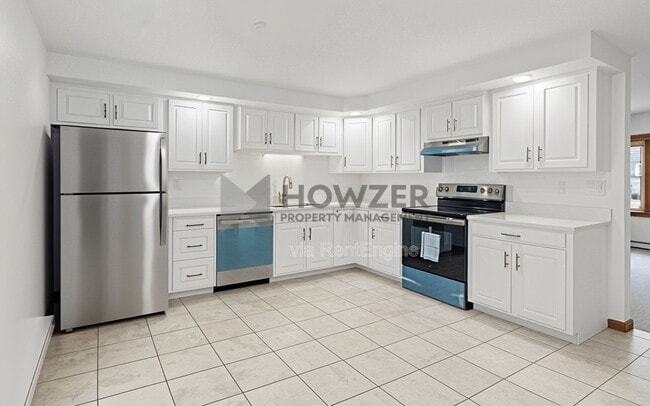 Building Photo - 21 Pleasant Park