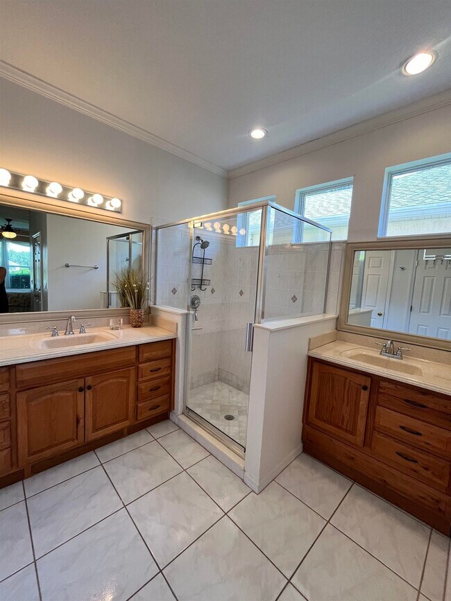 Building Photo - 613 Casa Fuerta Ln