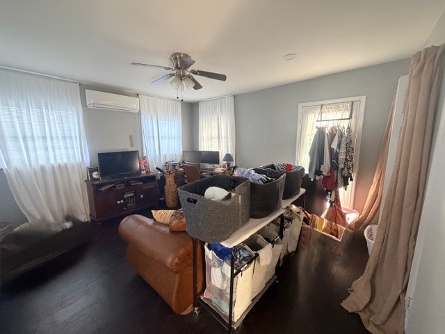 Building Photo - 400 Woodvale Ln