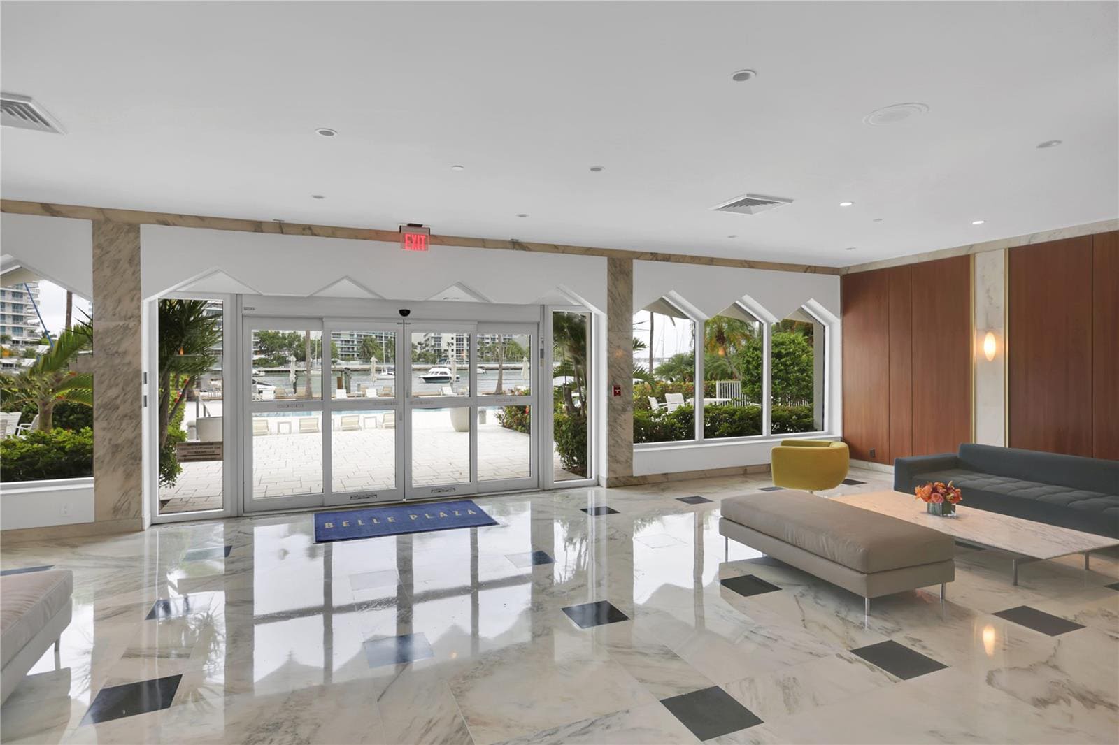 Building Photo - 20 Island Ave