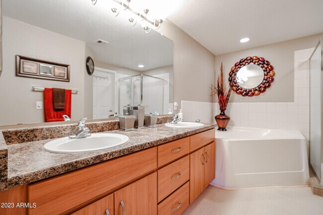 Building Photo - 14250 W Wigwam Blvd