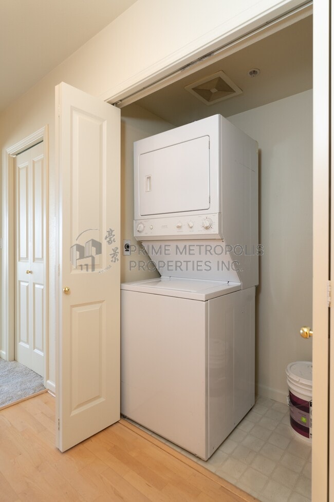 Building Photo - 1525 NW 57th St