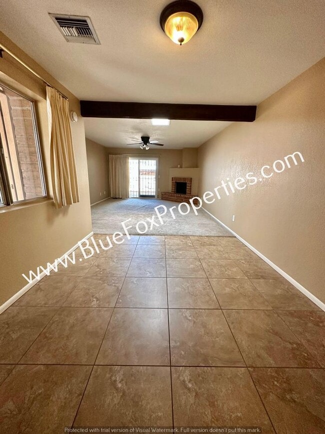 Building Photo - 4227 E Presidio Rd