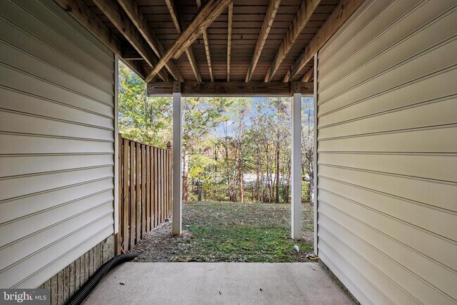 Building Photo - 14551 Crossfield Way