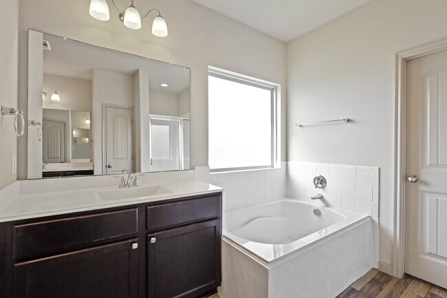 Building Photo - 5207 Corbridge Glen Ct