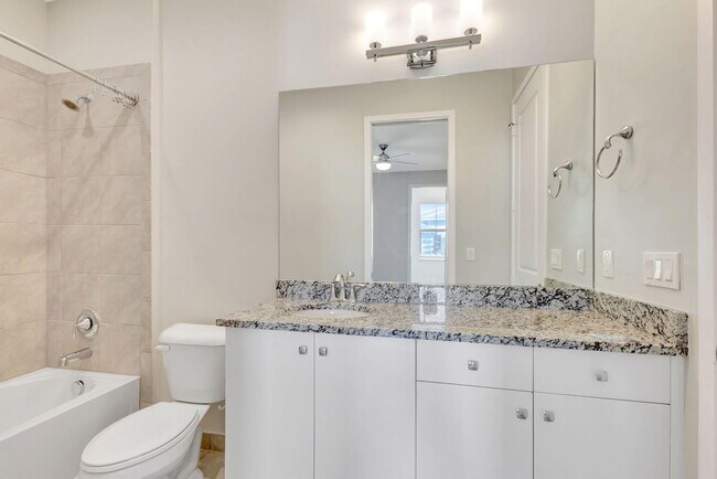 Building Photo - 4924 Pointe Midtown Way