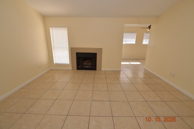 Building Photo - 90 Parrish Ln