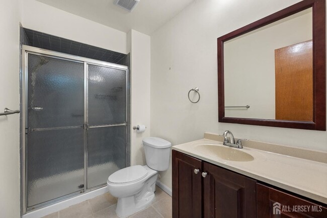 Building Photo - 65 Diamond Ln