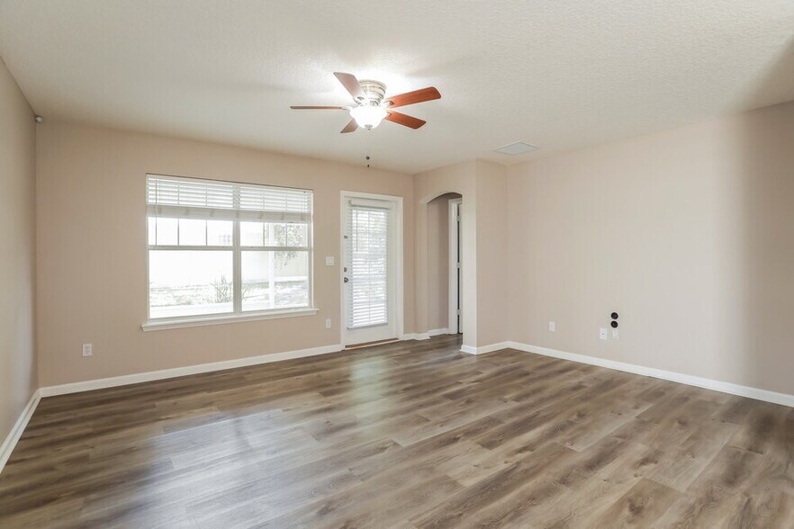 Building Photo - 3899 Pebble Brooke Circle South