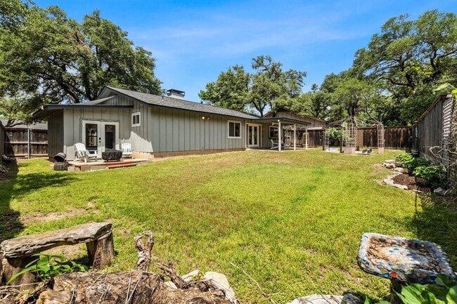 Building Photo - 11711 Shoshone Dr