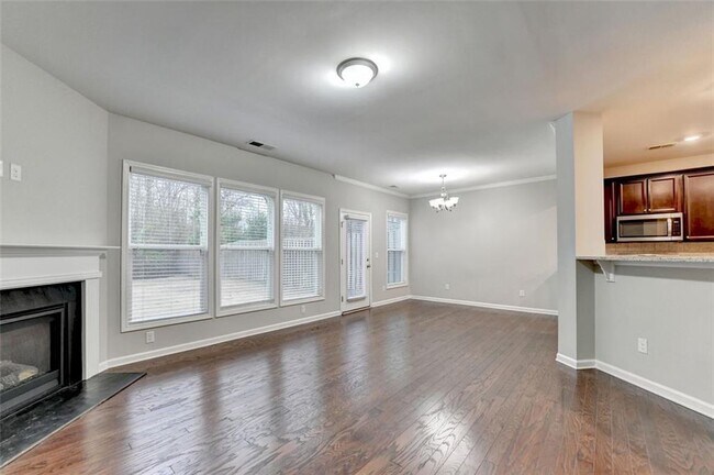 Building Photo - 7325 Heritage Oak Ct