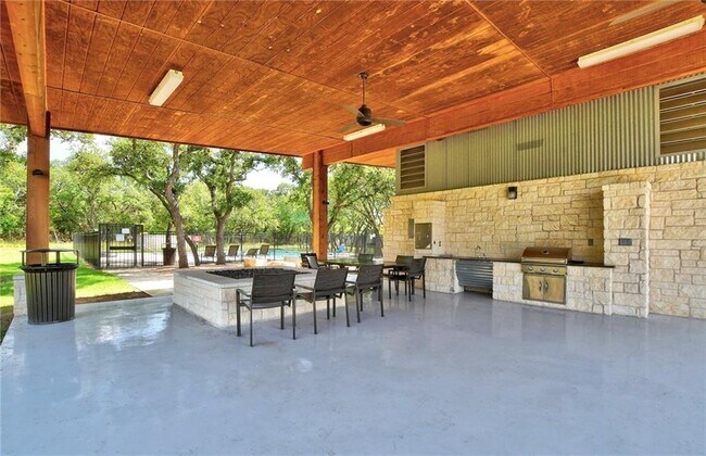 Building Photo - 1237 Lucca Dr