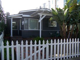 Building Photo - 320 10th St