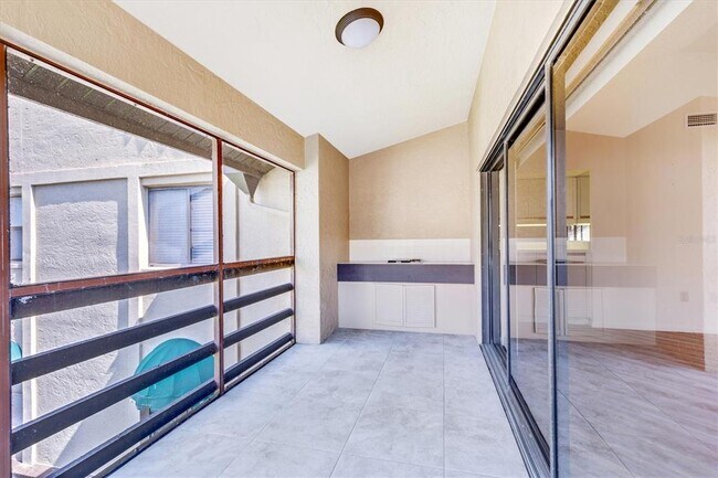 Building Photo - 5748 Ashton Lake Dr