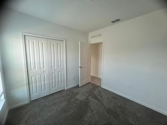 Building Photo - 4964 Worchester Dr