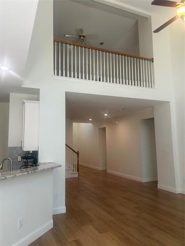 Building Photo - 3916 Rochester Dr