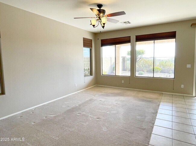 Building Photo - 2737 W Wayne Ln