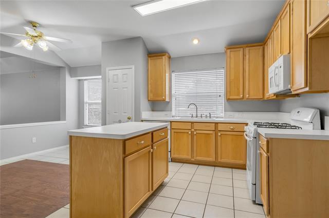 Building Photo - 6921 Highland Crest Ln