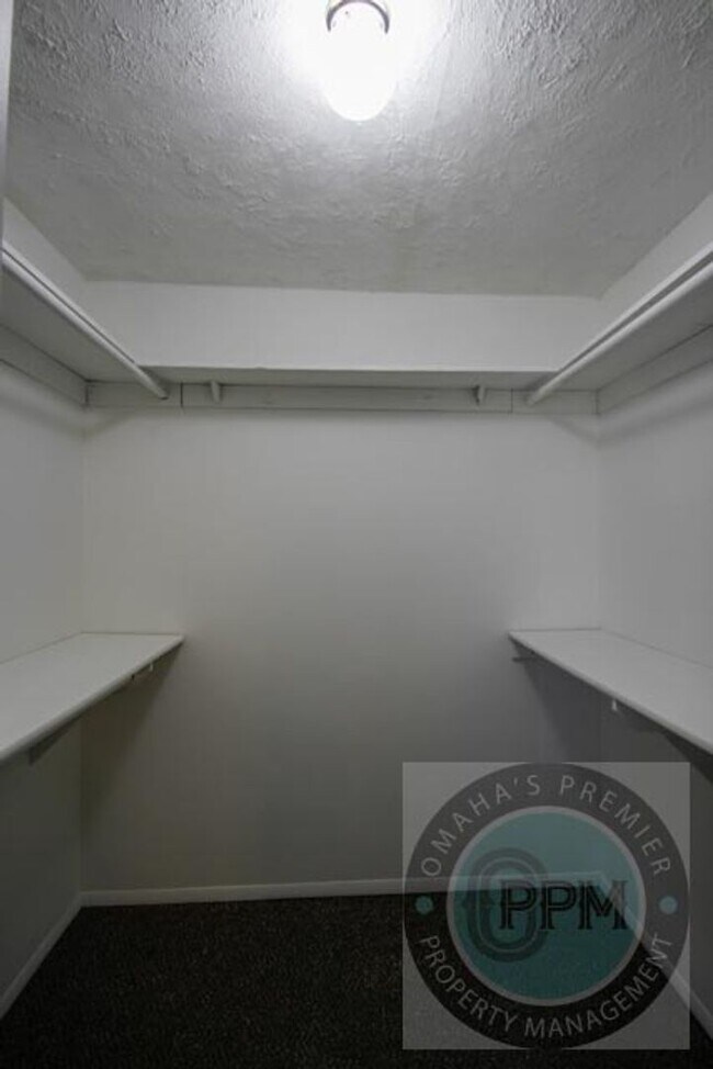 Building Photo - Beautiful 4Bd/2Ba Home for Rent Move in Sp...