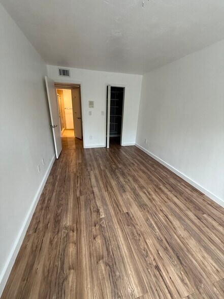 Building Photo - 9823 SW 93rd Ter