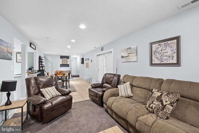 Building Photo - 5413 Rainwood Dr