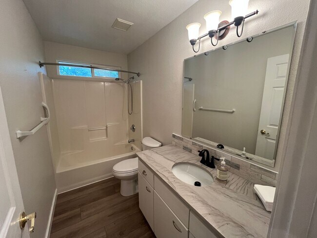 Building Photo - Beautiful 2-Bedroom Home in Star, ID – Qui...