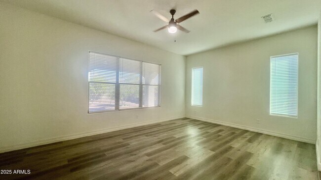 Building Photo - 4571 N Arbor Way