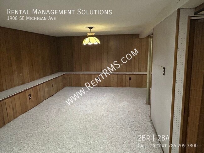 Building Photo - 1908 SE Michigan Ave