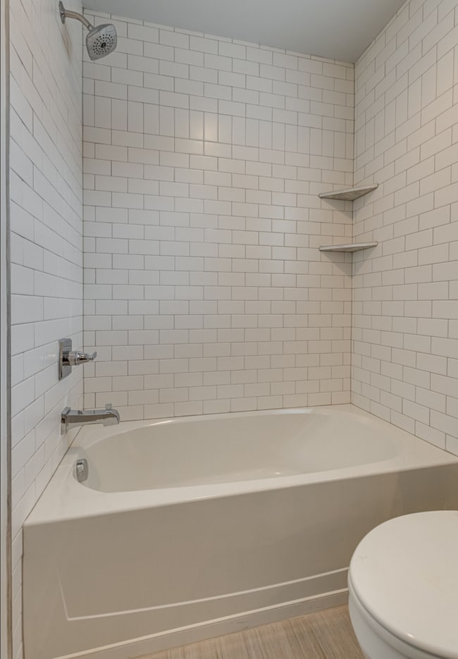 Building Photo - 2405 Chapel Ave