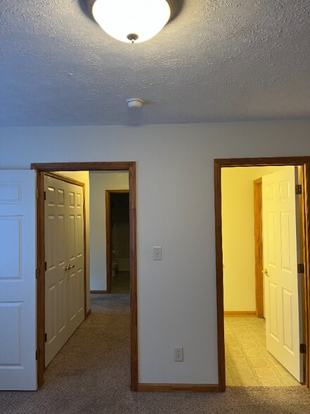 Building Photo - 2515 Franklin Turnpike