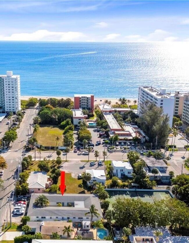 Building Photo - 3240 NE 16th St