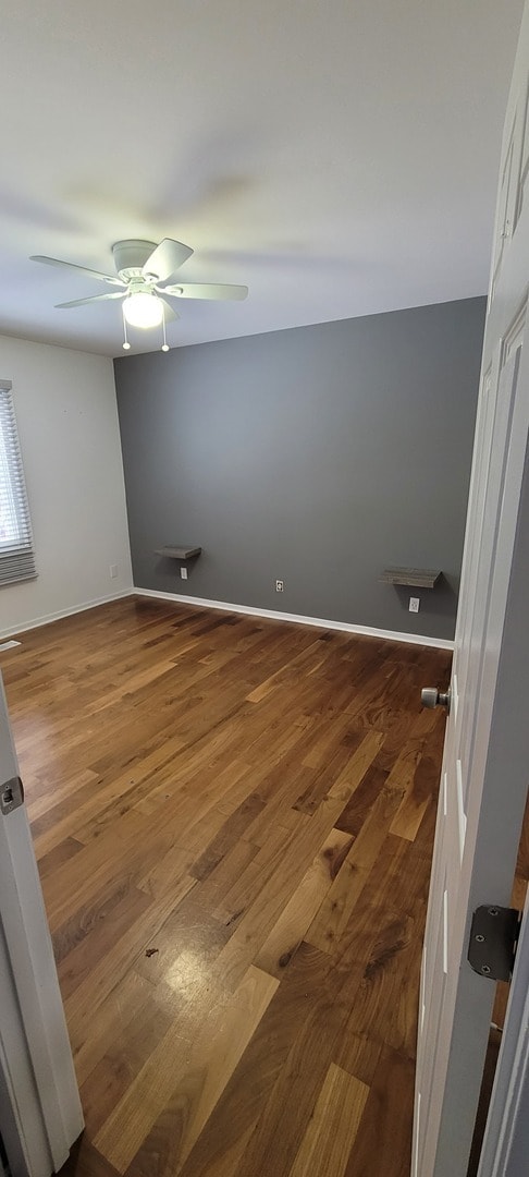 Building Photo - 996 Hawthorne Dr