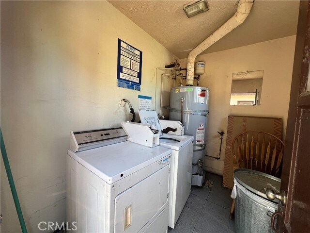 Building Photo - 5920 Willowcrest Ave