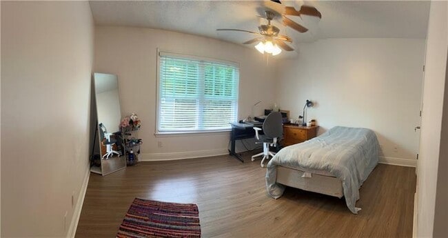 Building Photo - 4301 Santa Fe Pkwy