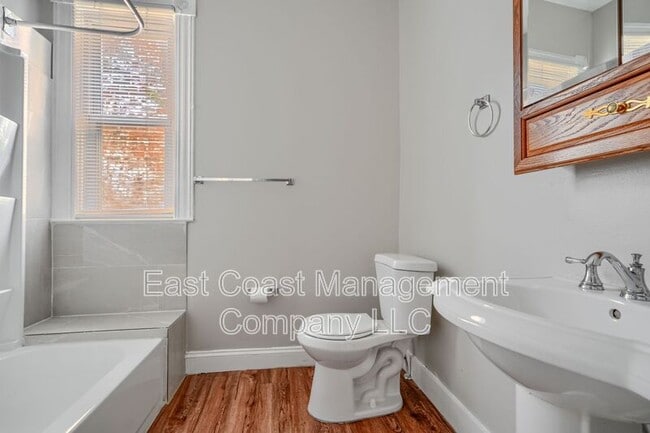 Building Photo - 717 W Lanvale St