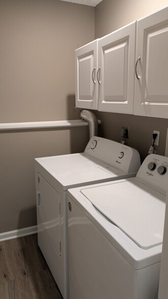 Building Photo - 10171 Haskins St