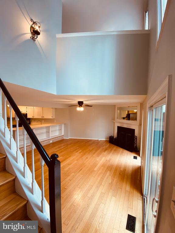 Building Photo - 6215 Cool Valley Ct