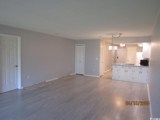Building Photo - 4230 Pinehurst Cir