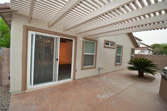 Building Photo - 11227 Andreola Ct