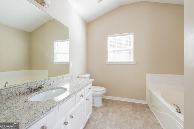 Building Photo - 5345 Yellow Pine Dr