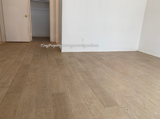 Building Photo - 13237 Kootenay St